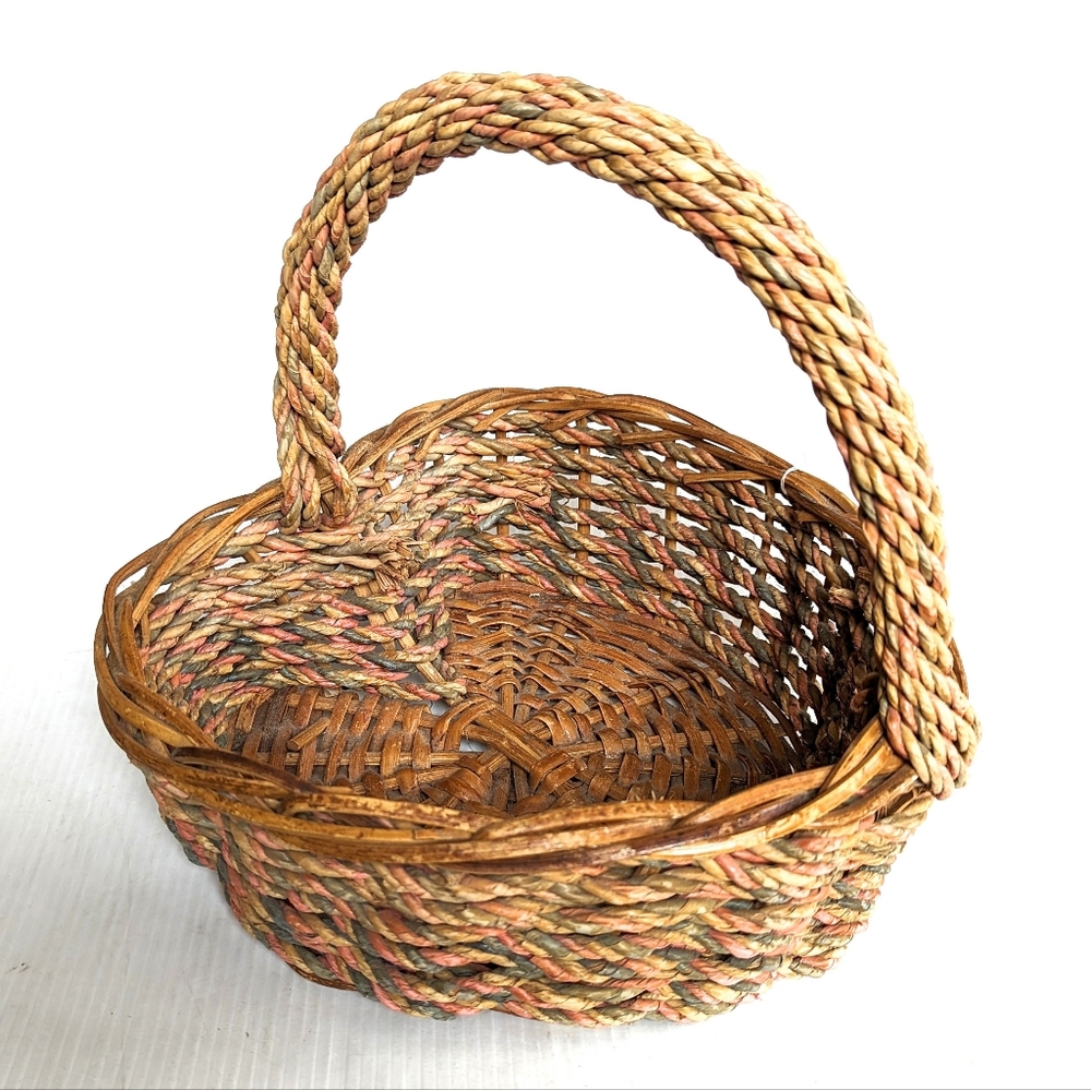 Woven wicker wooden heart shaped basket with handle
